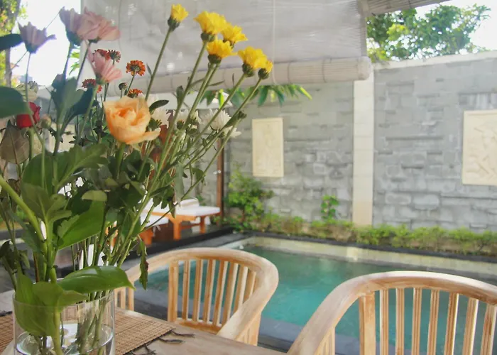 Casa Bisma - 3 Bedroom With Pool In Legian Seminyak